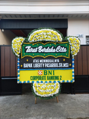 Papan Bunga Duka di Galung Maloang