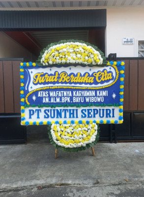 Papan Bunga Duka di Galung Maloang