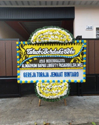 Papan Bunga Duka di Galung Maloang
