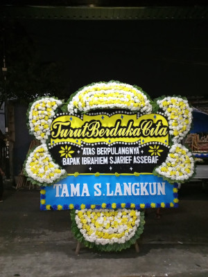 Papan Bunga Duka di Galung Maloang
